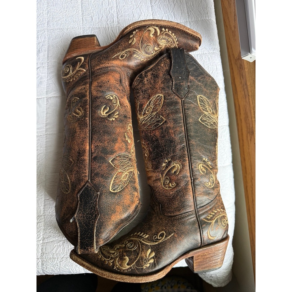 Corral Women Distressed Brown Leather Dragonfly Embroidered Western Boots - Picture 9 of 9